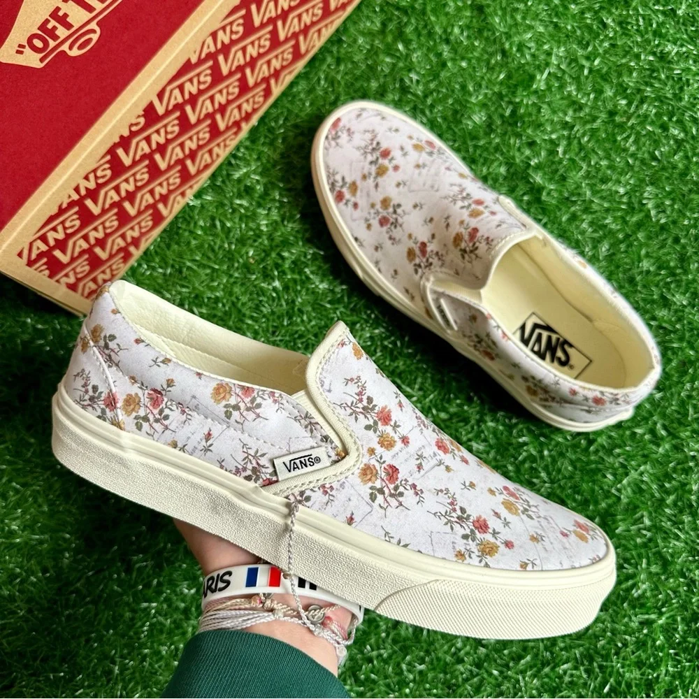 Vans Classic Slip On Vintage Floral - Picture 1 of 6